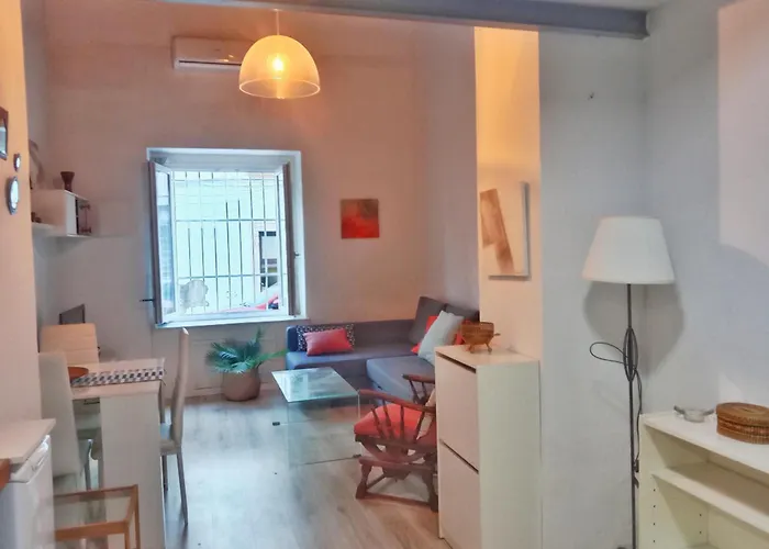 Buhardilla Cruz Vieja شقة